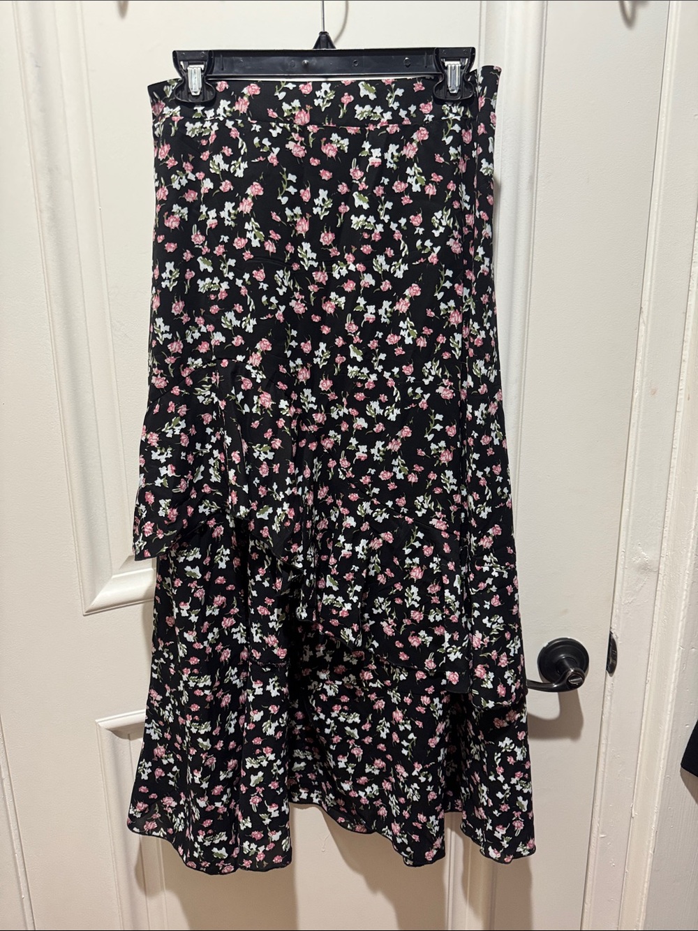 Women's Black Floral Midi Skirt - Pink & White Print